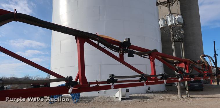 image for item DD5428 1999 Case IH Patriot SPX3185 self-propelled sprayer