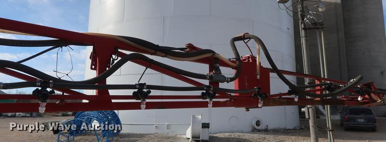 image for item DD5428 1999 Case IH Patriot SPX3185 self-propelled sprayer