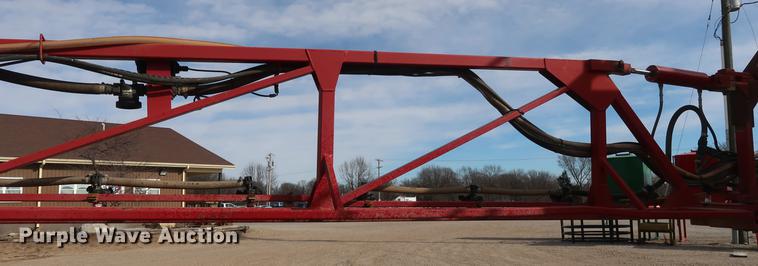 image for item DD5428 1999 Case IH Patriot SPX3185 self-propelled sprayer