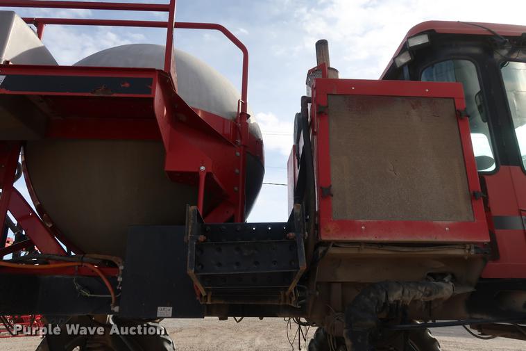 image for item DD5428 1999 Case IH Patriot SPX3185 self-propelled sprayer
