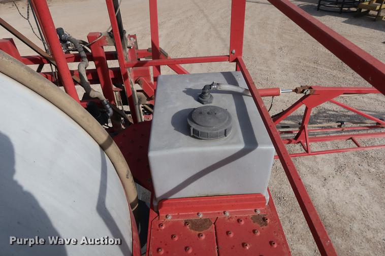 image for item DD5428 1999 Case IH Patriot SPX3185 self-propelled sprayer