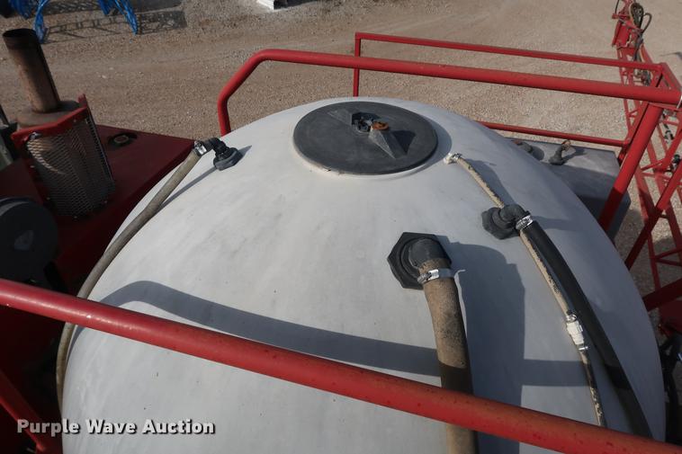 image for item DD5428 1999 Case IH Patriot SPX3185 self-propelled sprayer