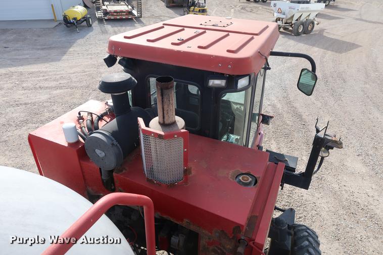 image for item DD5428 1999 Case IH Patriot SPX3185 self-propelled sprayer