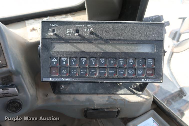 image for item DD5428 1999 Case IH Patriot SPX3185 self-propelled sprayer