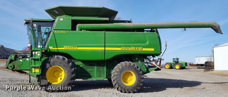 image for item DD5430 2007 John Deere 9660 STS RWA combine