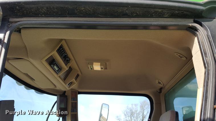 image for item DD5430 2007 John Deere 9660 STS RWA combine