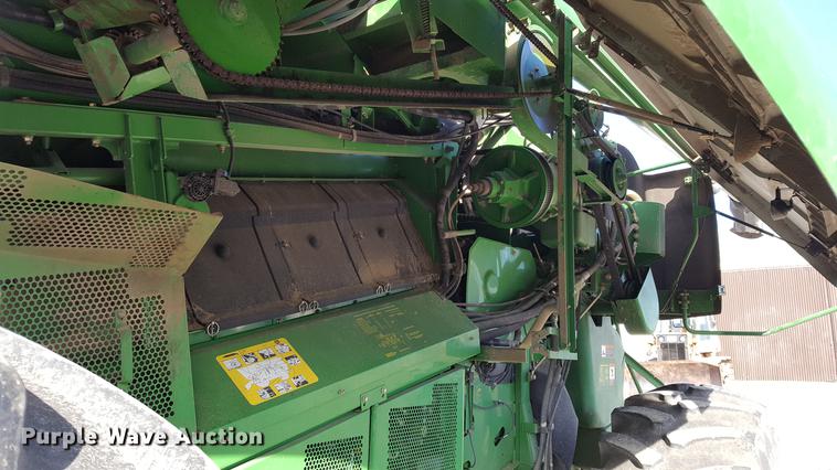 image for item DD5430 2007 John Deere 9660 STS RWA combine