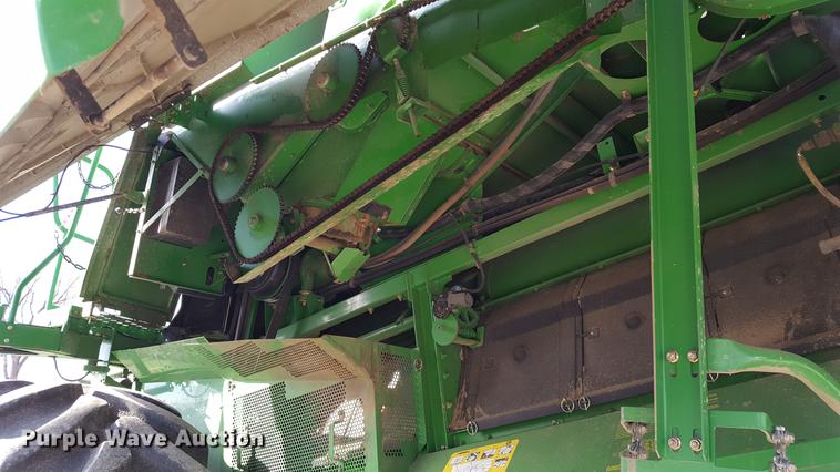 image for item DD5430 2007 John Deere 9660 STS RWA combine