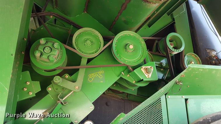 image for item DD5430 2007 John Deere 9660 STS RWA combine