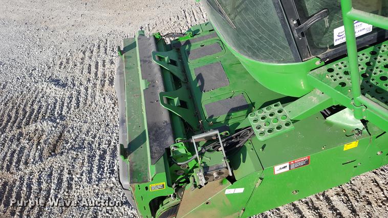 image for item DD5430 2007 John Deere 9660 STS RWA combine