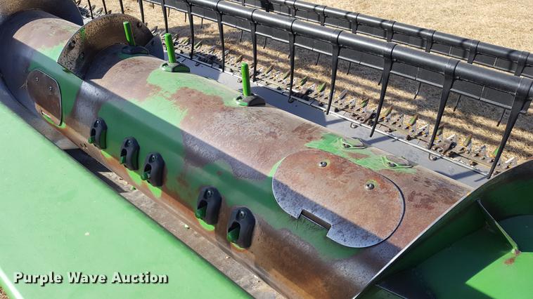 image for item DD5432 2008 John Deere 635F Hydraflex head