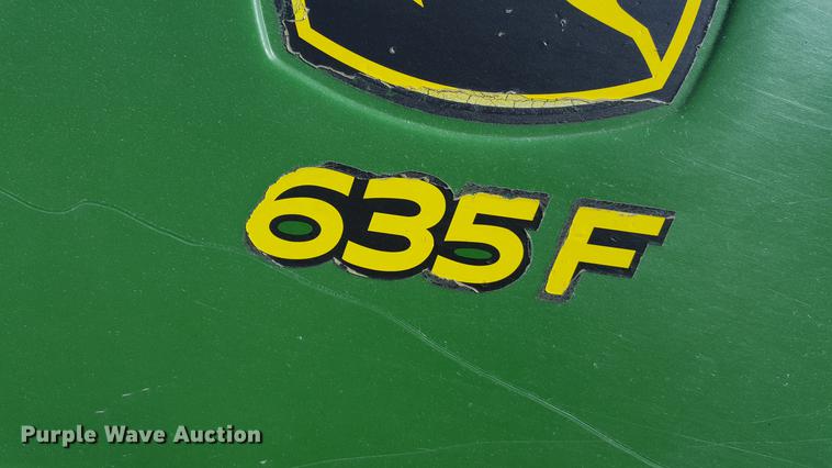 image for item DD5432 2008 John Deere 635F Hydraflex head