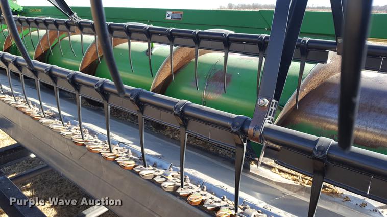 image for item DD5432 2008 John Deere 635F Hydraflex head