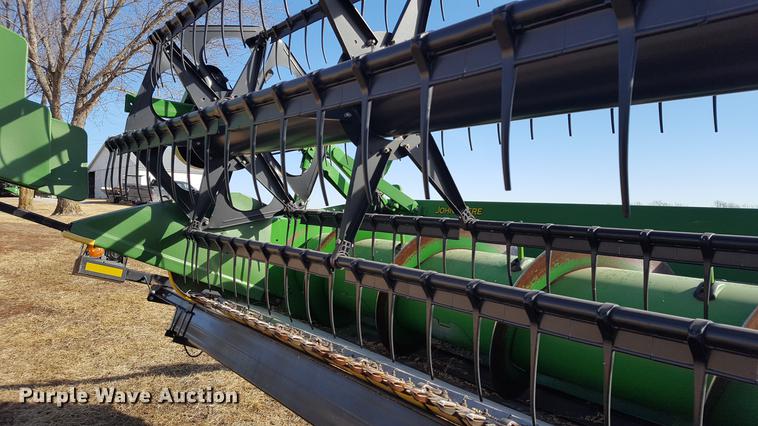 image for item DD5432 2008 John Deere 635F Hydraflex head