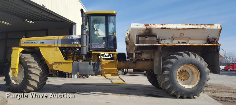 image for item DD5440 Ag-Chem TerraGator 9103 self-propelled applicator