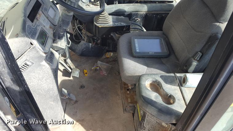 image for item DD5440 Ag-Chem TerraGator 9103 self-propelled applicator