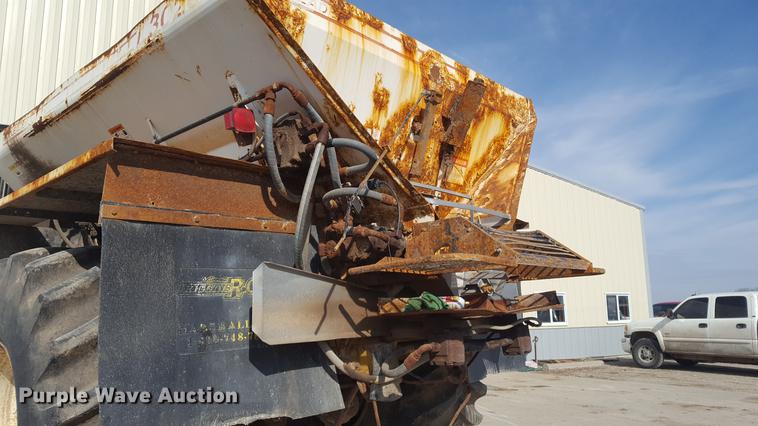 image for item DD5440 Ag-Chem TerraGator 9103 self-propelled applicator