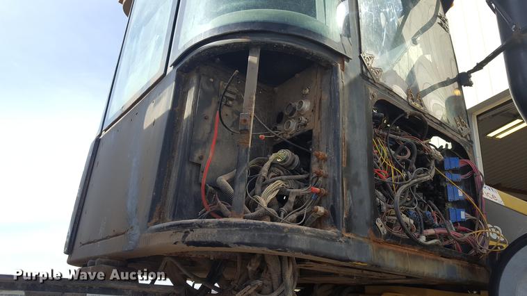 image for item DD5440 Ag-Chem TerraGator 9103 self-propelled applicator