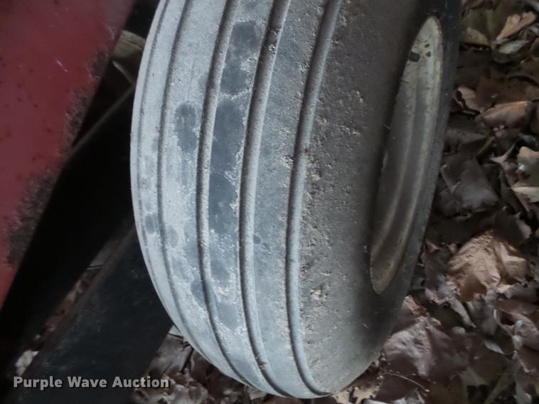 image for item EA9670 International 496 tandem disk harrow