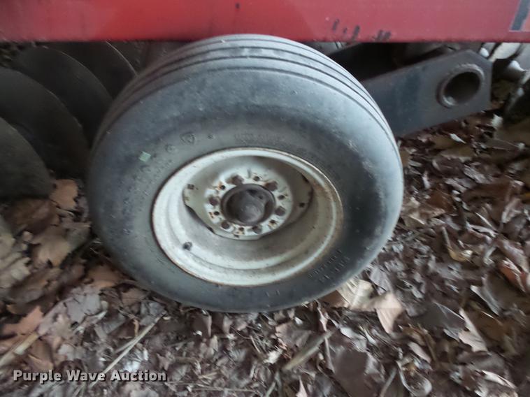 image for item EA9670 International 496 tandem disk harrow