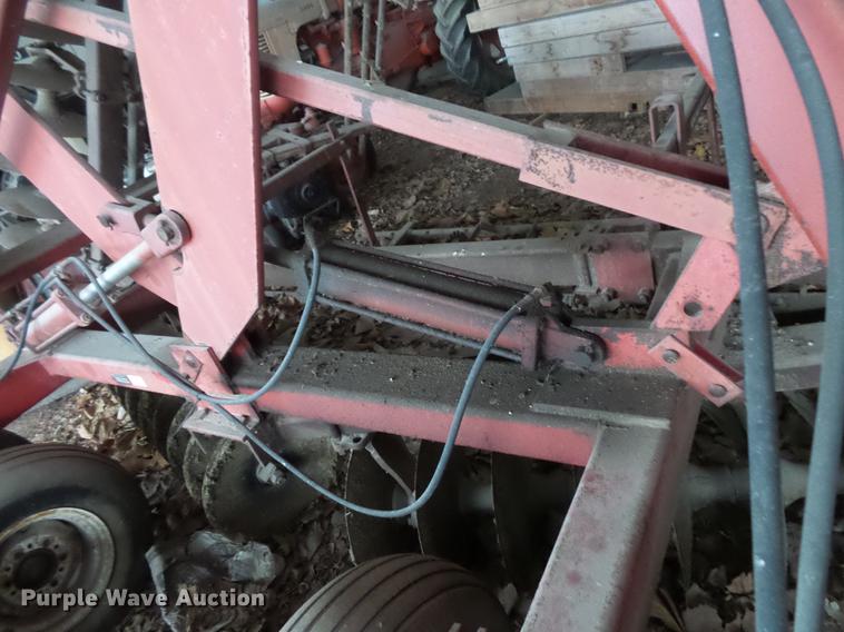 image for item EA9670 International 496 tandem disk harrow