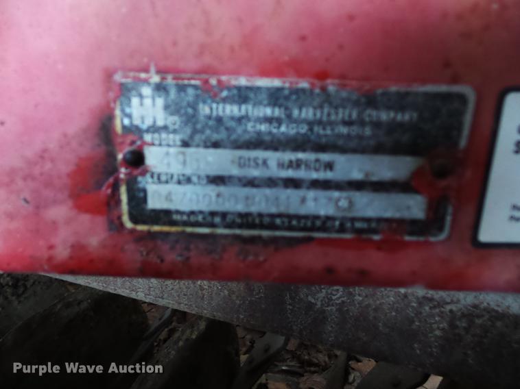 image for item EA9670 International 496 tandem disk harrow