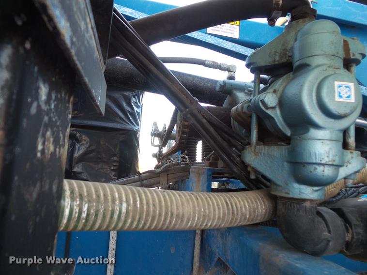 image for item EA9688 Kinze 2600 no-till planter