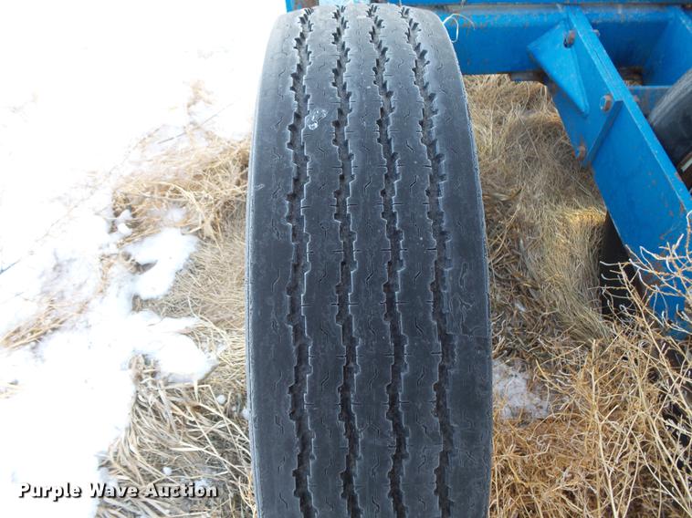 image for item EA9688 Kinze 2600 no-till planter