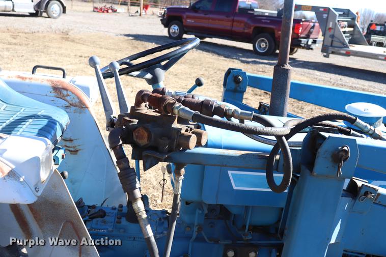 image for item EC9407 Ford 1310 tractor