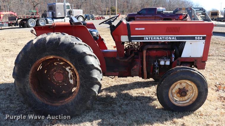 image for item EC9408 International 584 tractor
