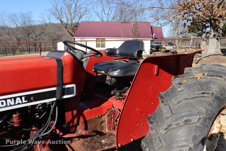 image for item EC9408 International 584 tractor