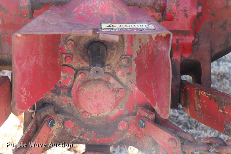 image for item EC9408 International 584 tractor