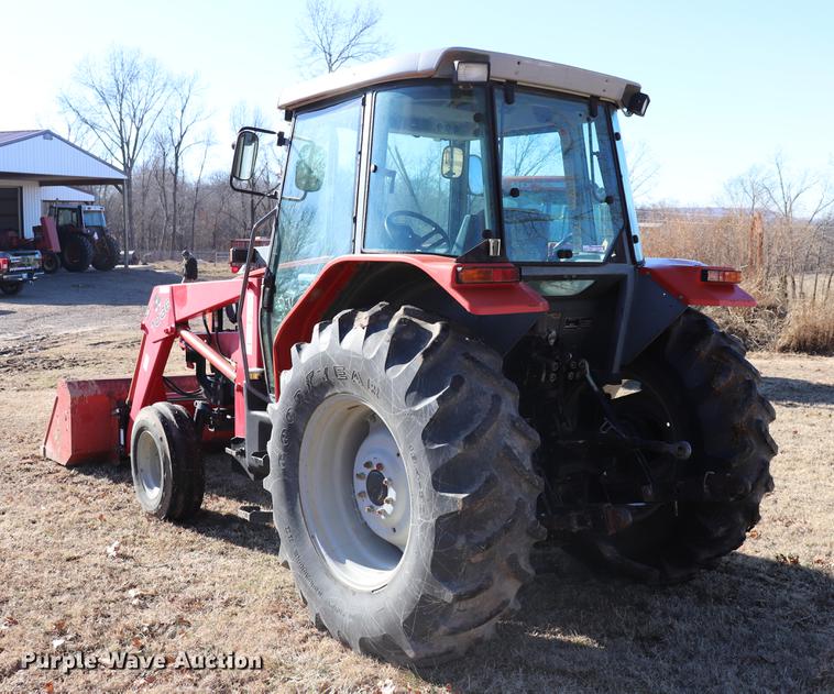 image for item EC9410 Massey Ferguson 4243 tractor