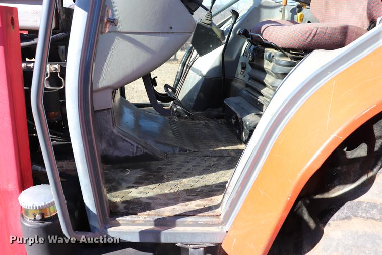 image for item EC9410 Massey Ferguson 4243 tractor