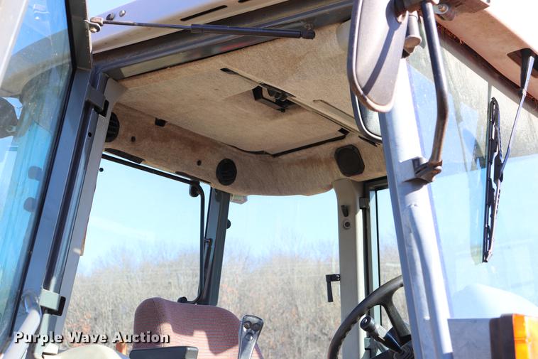 image for item EC9410 Massey Ferguson 4243 tractor