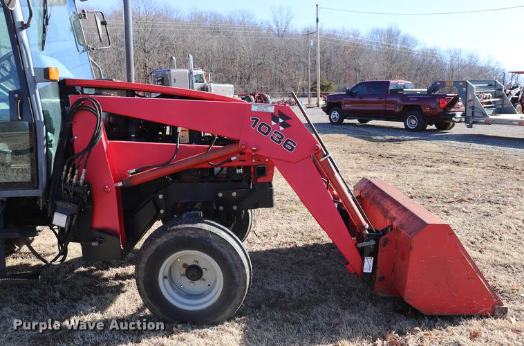 image for item EC9410 Massey Ferguson 4243 tractor
