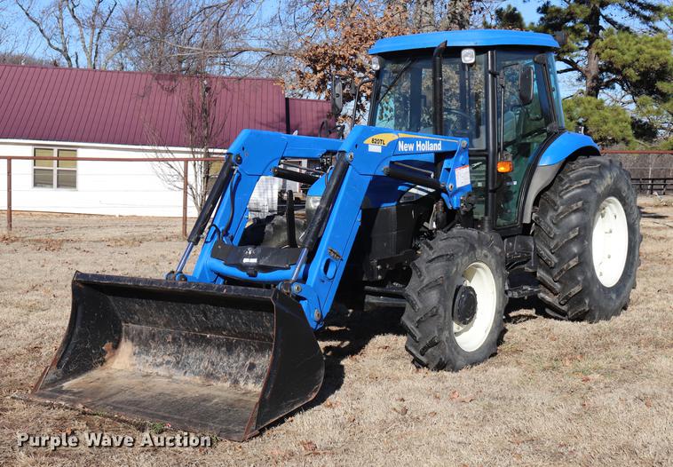 image for item EC9411 New Holland TD80D tractor