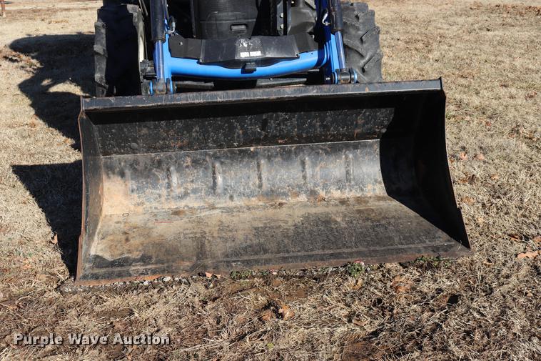 image for item EC9411 New Holland TD80D tractor