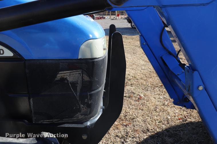 image for item EC9411 New Holland TD80D tractor