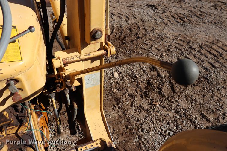 image for item EC9412 Ford 445A tractor