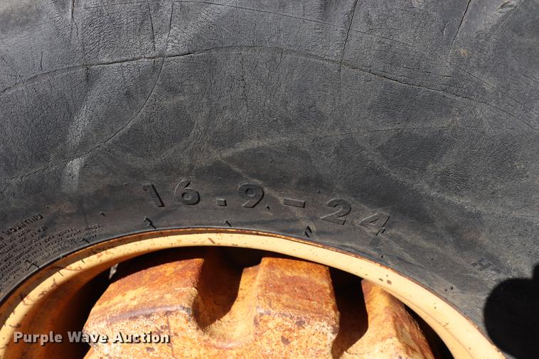 image for item EC9412 Ford 445A tractor