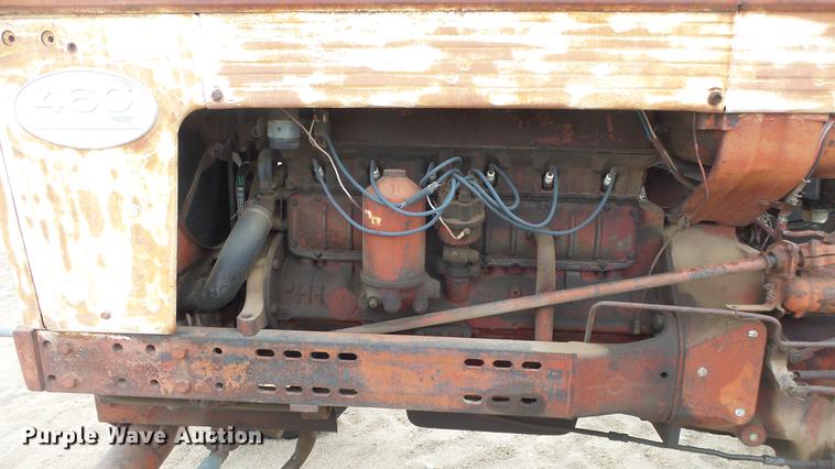 image for item EC9631 International 460 tractor