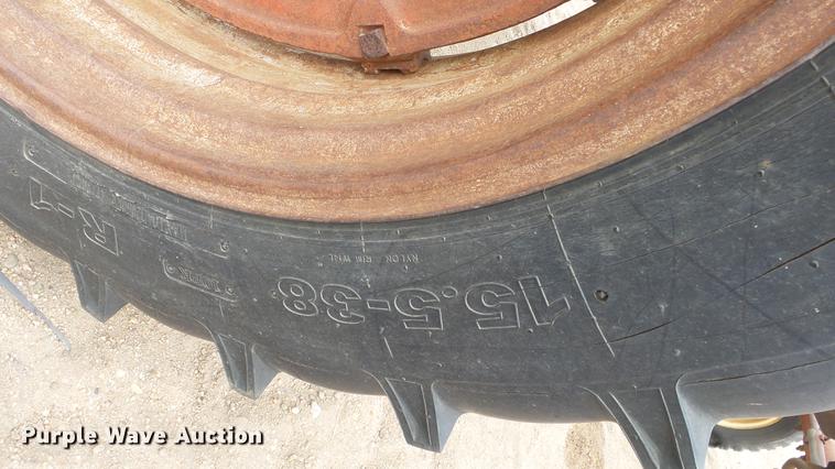 image for item EC9631 International 460 tractor