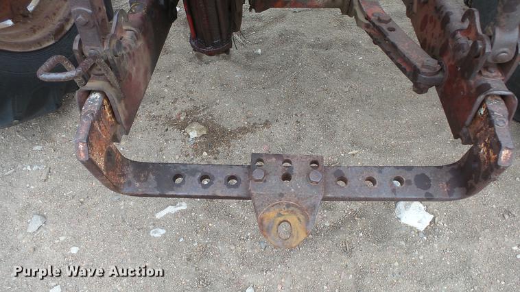 image for item EC9631 International 460 tractor