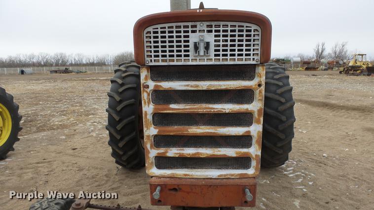 image for item EC9631 International 460 tractor