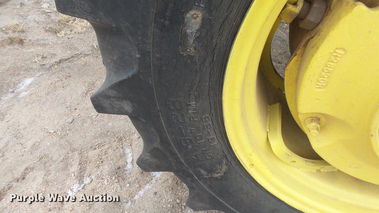 image for item EC9632 John Deere 2010 tractor