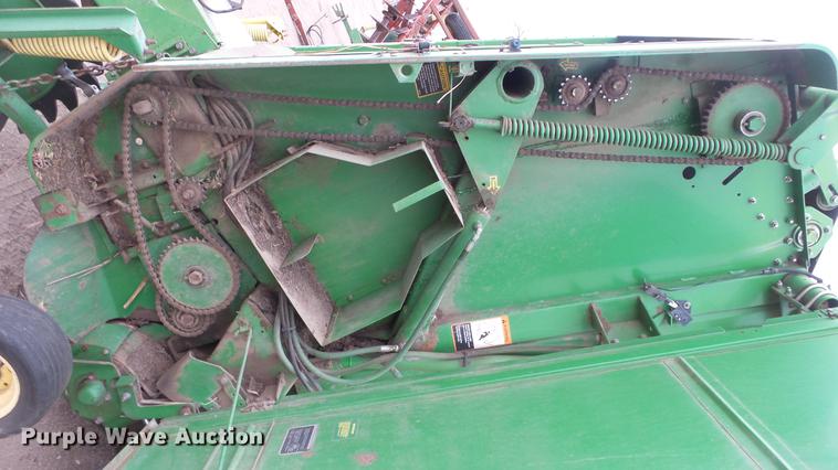 image for item EC9650 John Deere 435 round baler