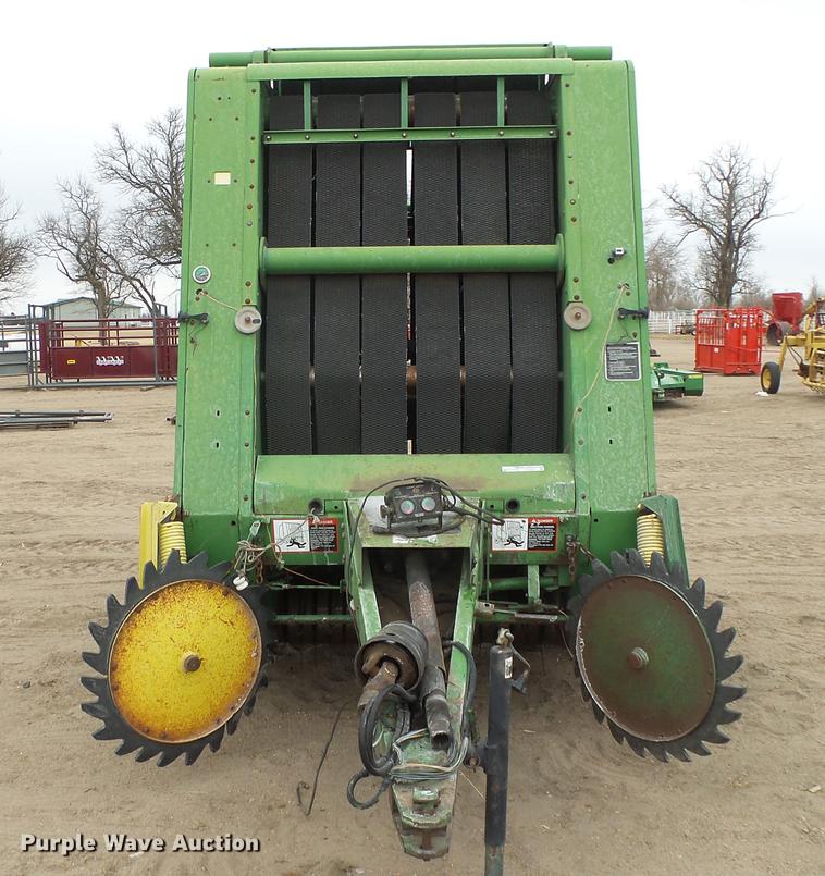 image for item EC9650 John Deere 435 round baler
