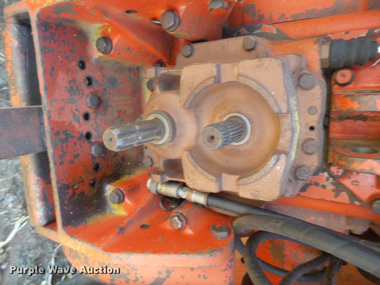 image for item EI9502 1981 International 1486 tractor