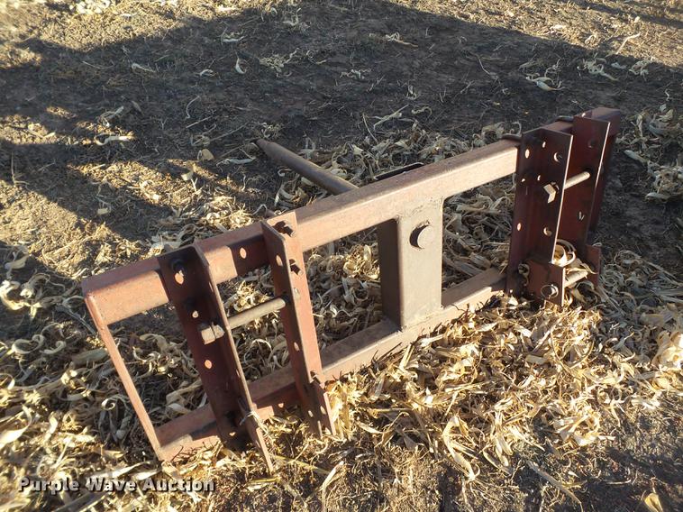 image for item EI9502 1981 International 1486 tractor